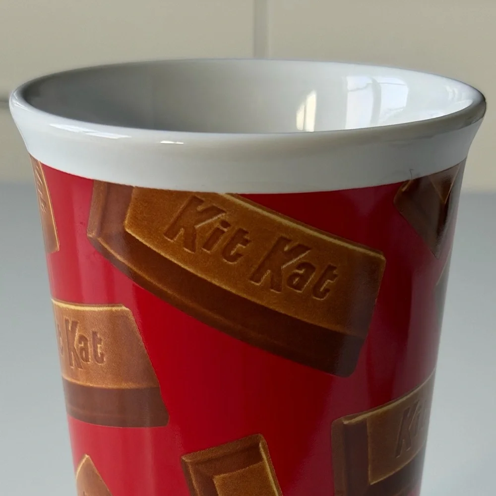 Galerie Kit Kat Graphic Print Red Handless Coffee Chocolate Lover Mug